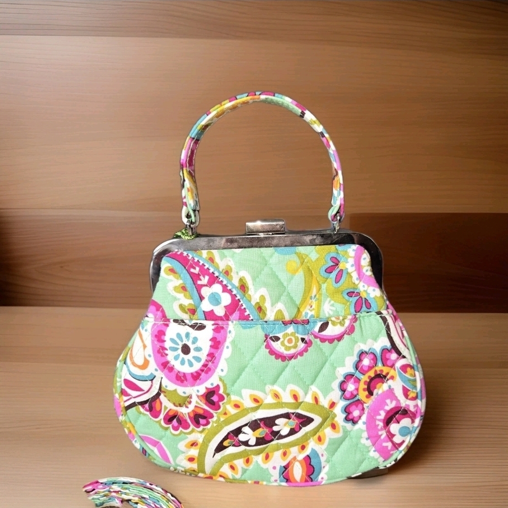 Vera Bradley Mini Frame Crossbody Tutti Frutti NWT Quilted Purse Bag Kiss Lock. - Picture 4 of 15